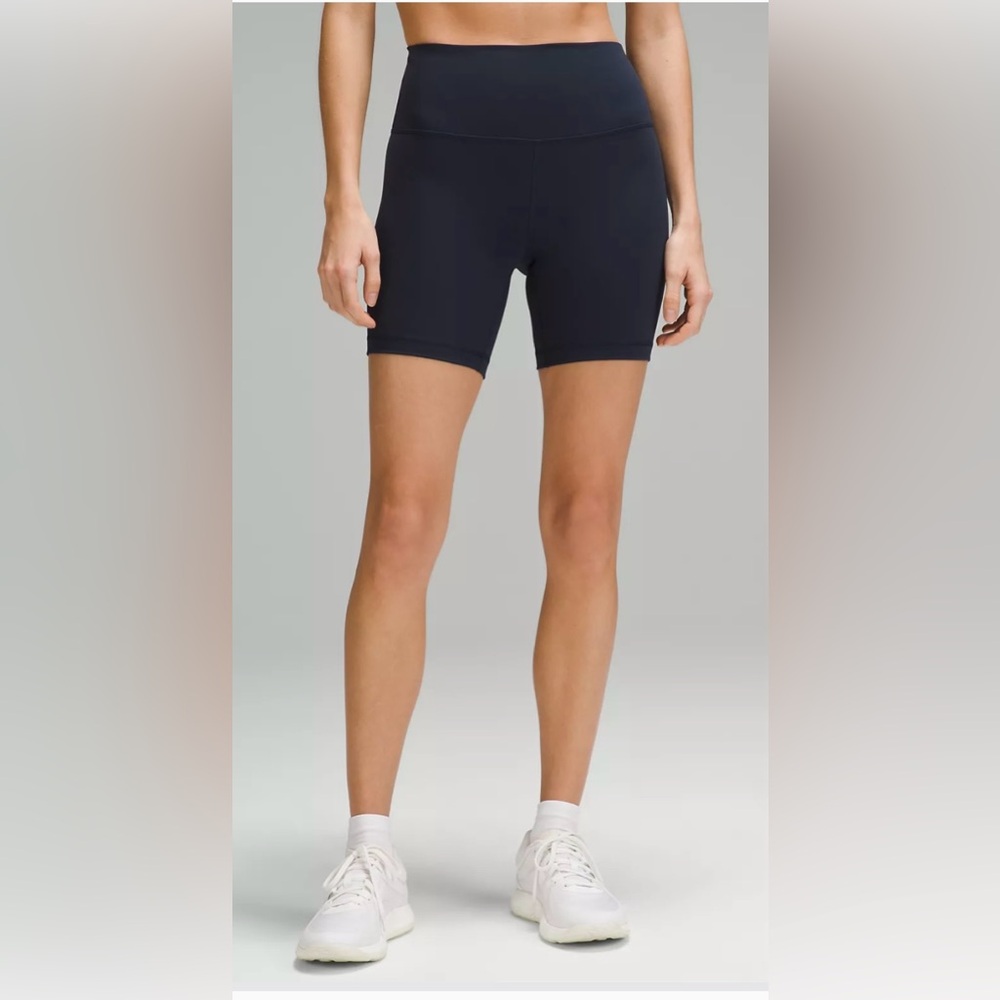 NWT! Lululemon Wunder Train HR Short 6" in True Navy